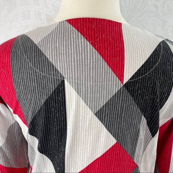 Alfred Dunner Beaded Neckline Red Grey Black Like New Medium - Picture 7 of 9